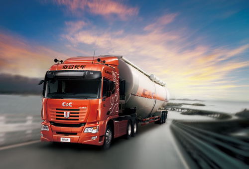 聯合卡車6×4中長途運輸牽引車在飼料生產行業的應用與優勢